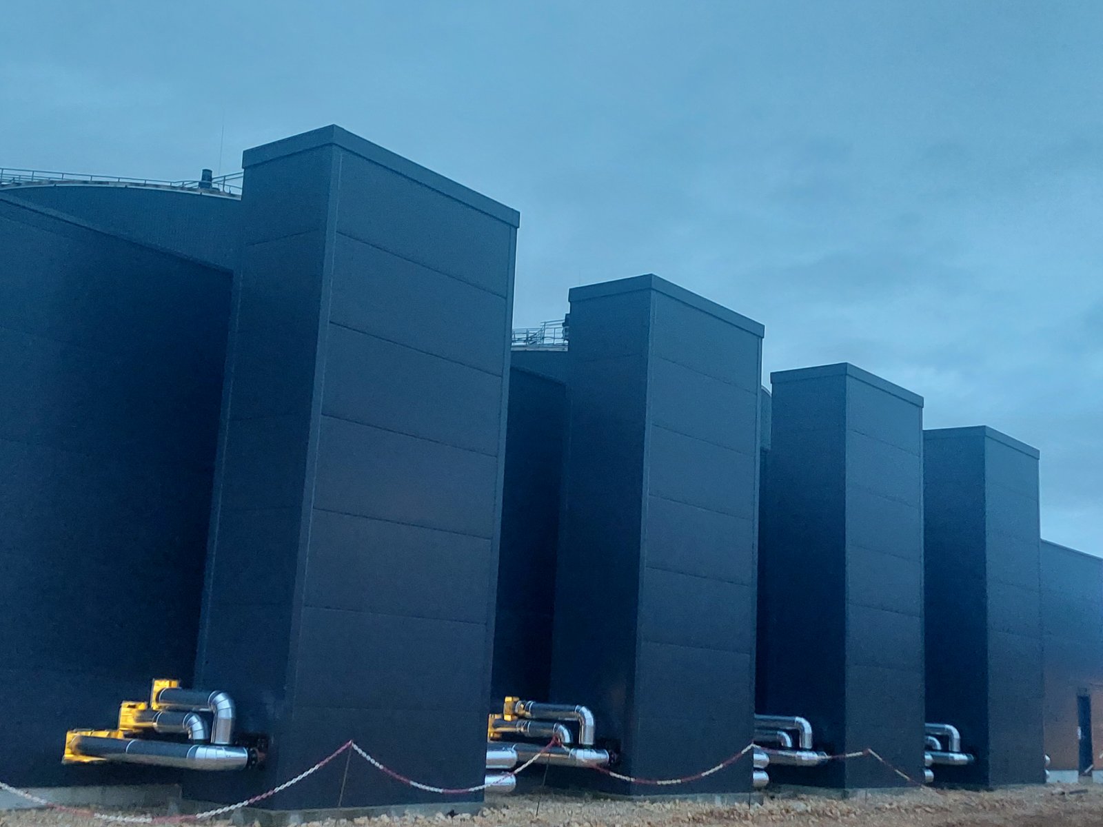 Namenski / custom proizvodi – skid moduli i specijalne posude